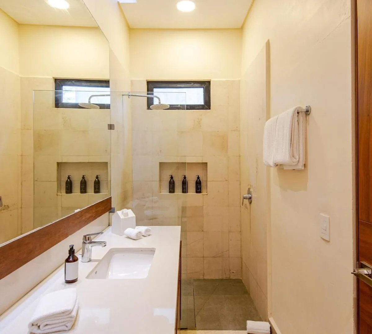 Enjoy Nature At Villa With 100 Year Old Tree, Private Pool & Concierge Service Mexico