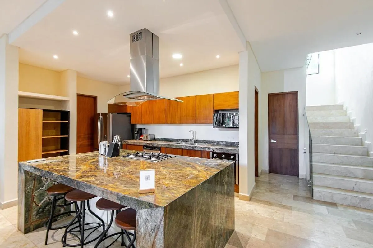 Enjoy Nature At Villa With 100 Year Old Tree, Private Pool & Concierge Service 0*, Tulum
